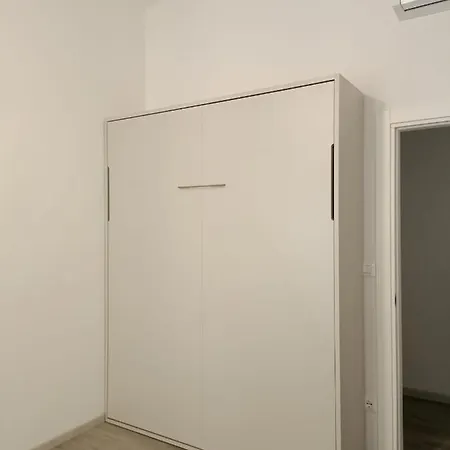 Bologna Accommodation Hospital- Self Checkin - H24 Daire *