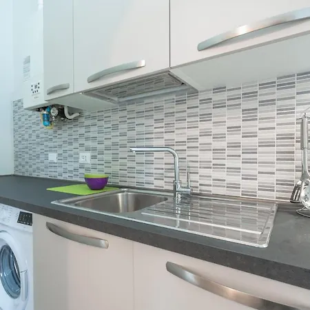 Bologna Accommodation Hospital- Self Checkin - H24 * Bolonia